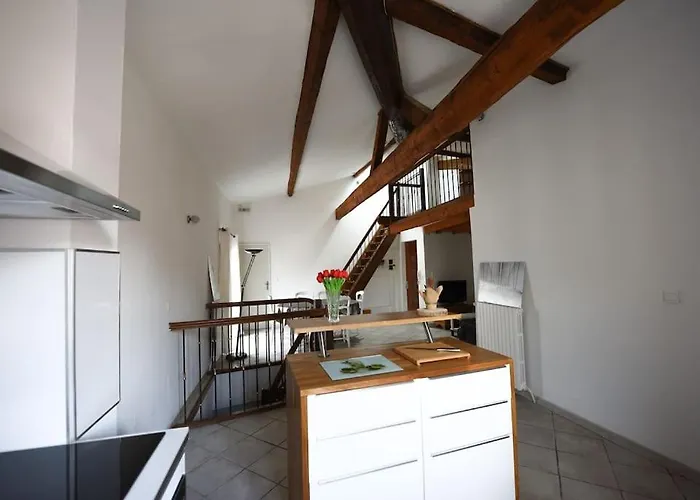 Sète - LOFT 6 personnes. CENTRE VILLE / PORT
